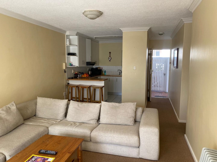 To Let 2 Bedroom Property for Rent in Summerstrand Eastern Cape